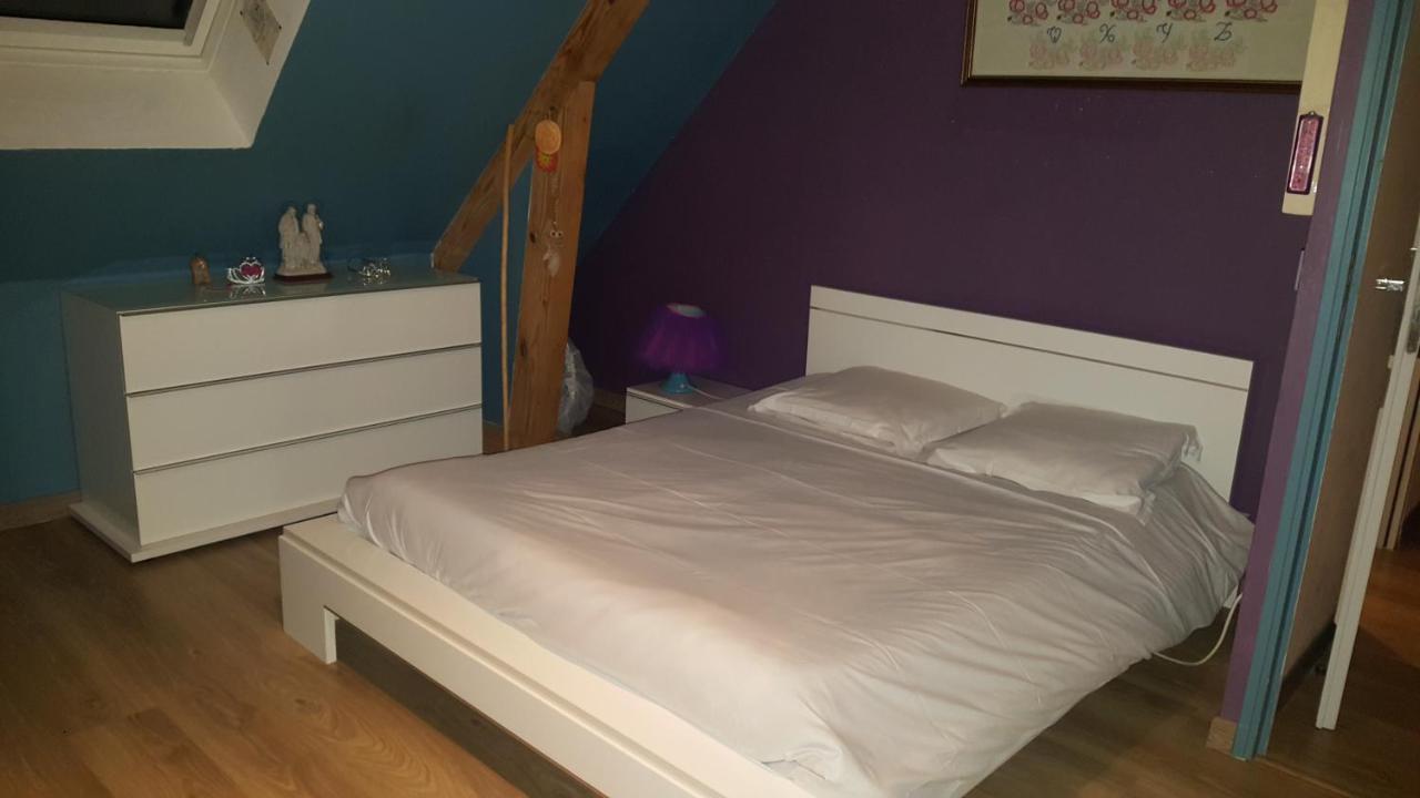 מונלואי-סור-לטאר Chambre D'Hotes Chez L'Habitant מראה חיצוני תמונה
